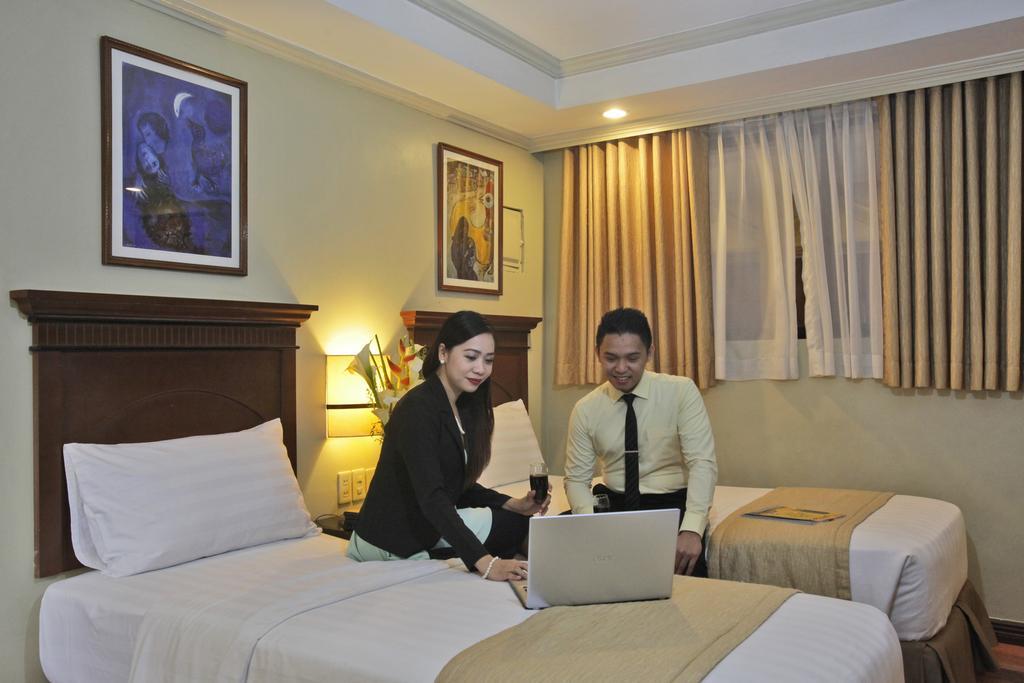 Fersal Hotel - P. Tuazon Cubao Quezón by Eksteriør bilde